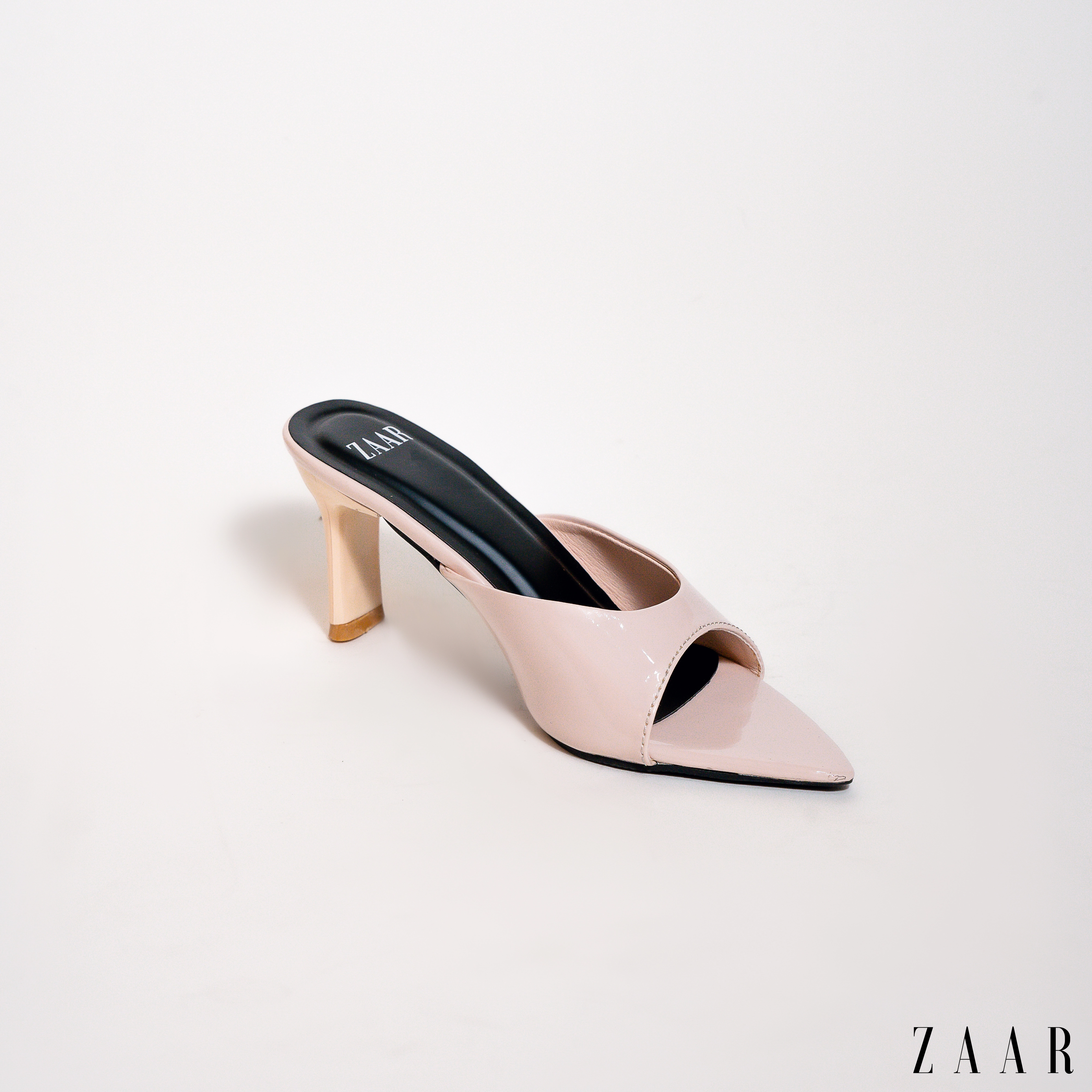 Point-Blank Mule in Cremé