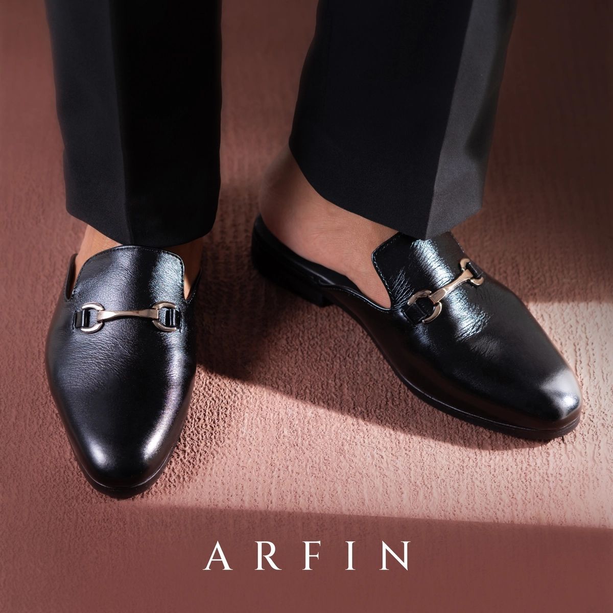 Gold Buckle Half Shoe Black | ARFIN Gold Buckle Half Shoe Black | ARFIN