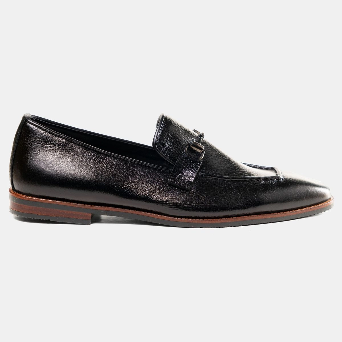 Black Horse-bit Front Stitch Loafer