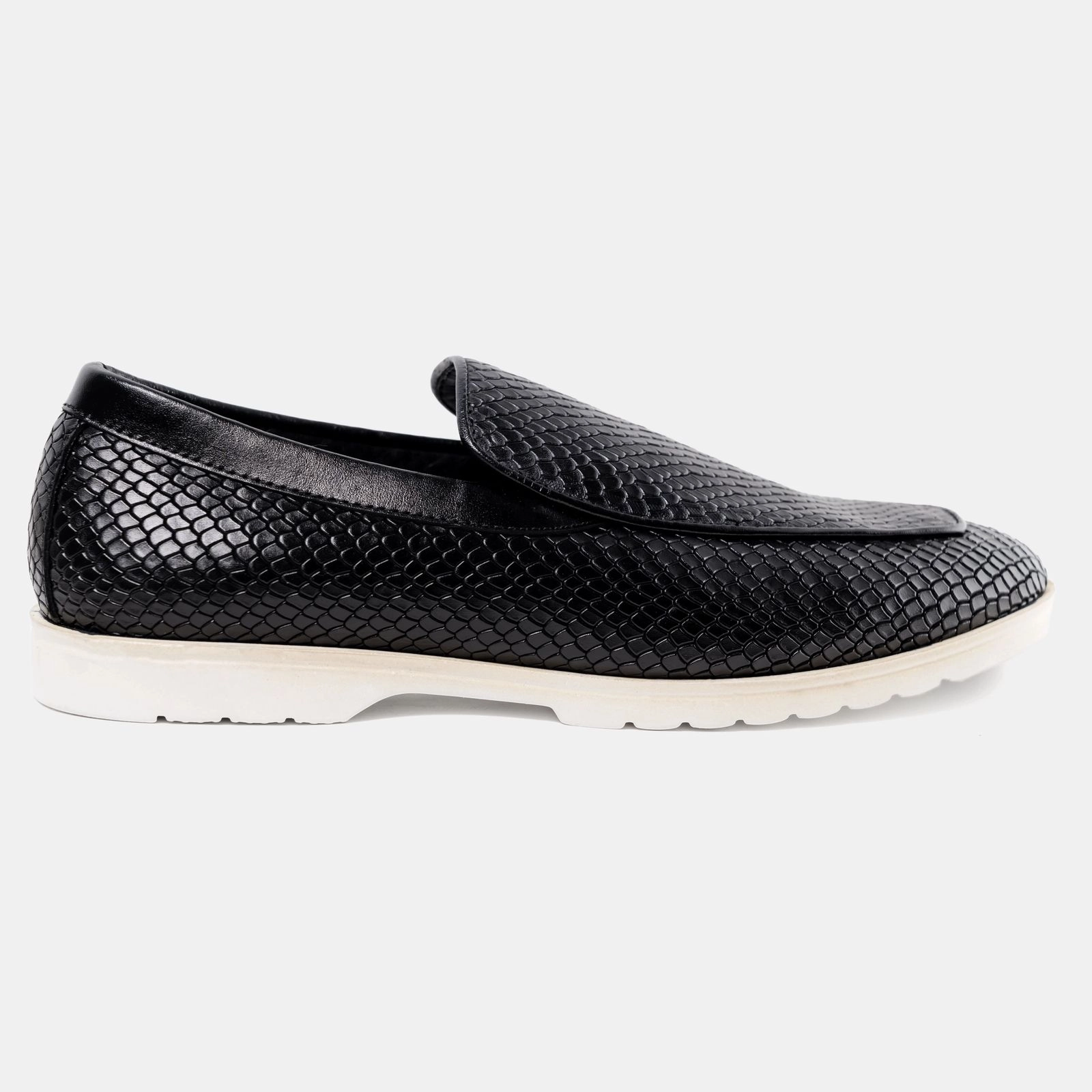Lightweight Black Liz Comfy Loafer