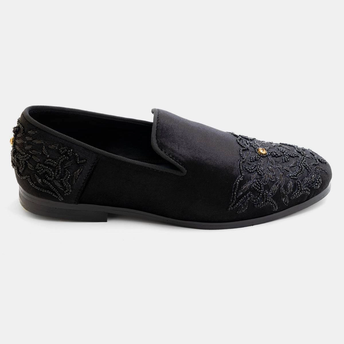 Black on Black Zardozi Velvet Slip-On
