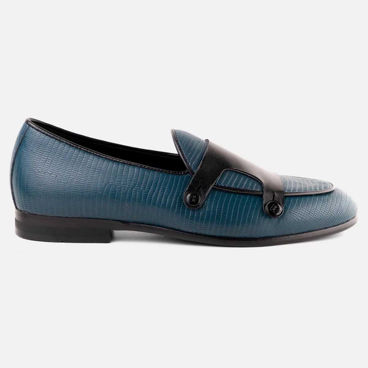 Embossed Pattern & Buttoned Double Monk