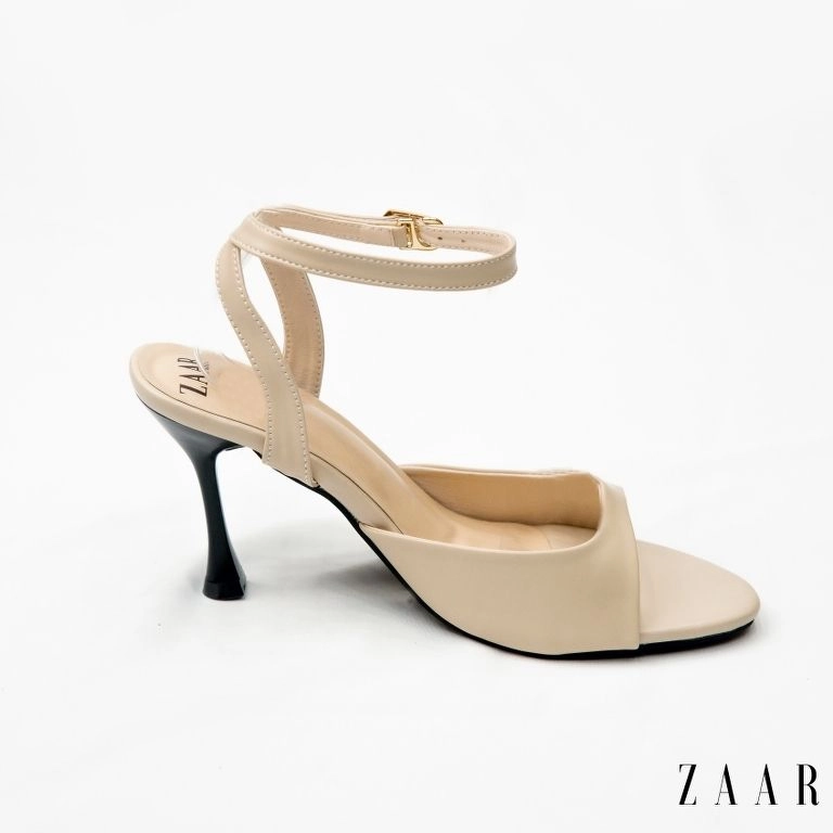 Vogue Vantange in Beige