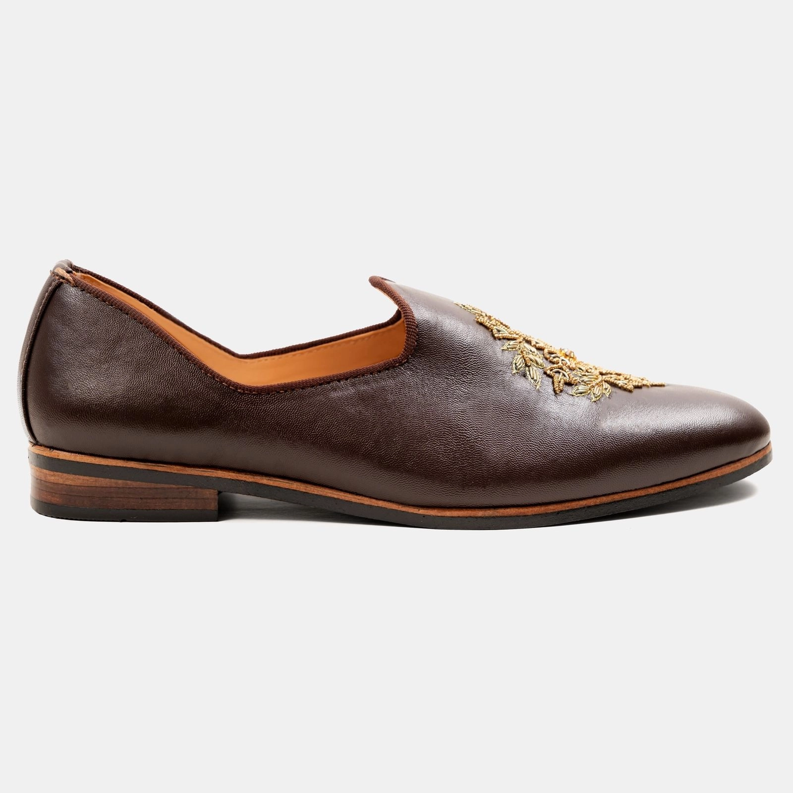 Z42 Cocoa Leather Zardosi Mojari Loafer