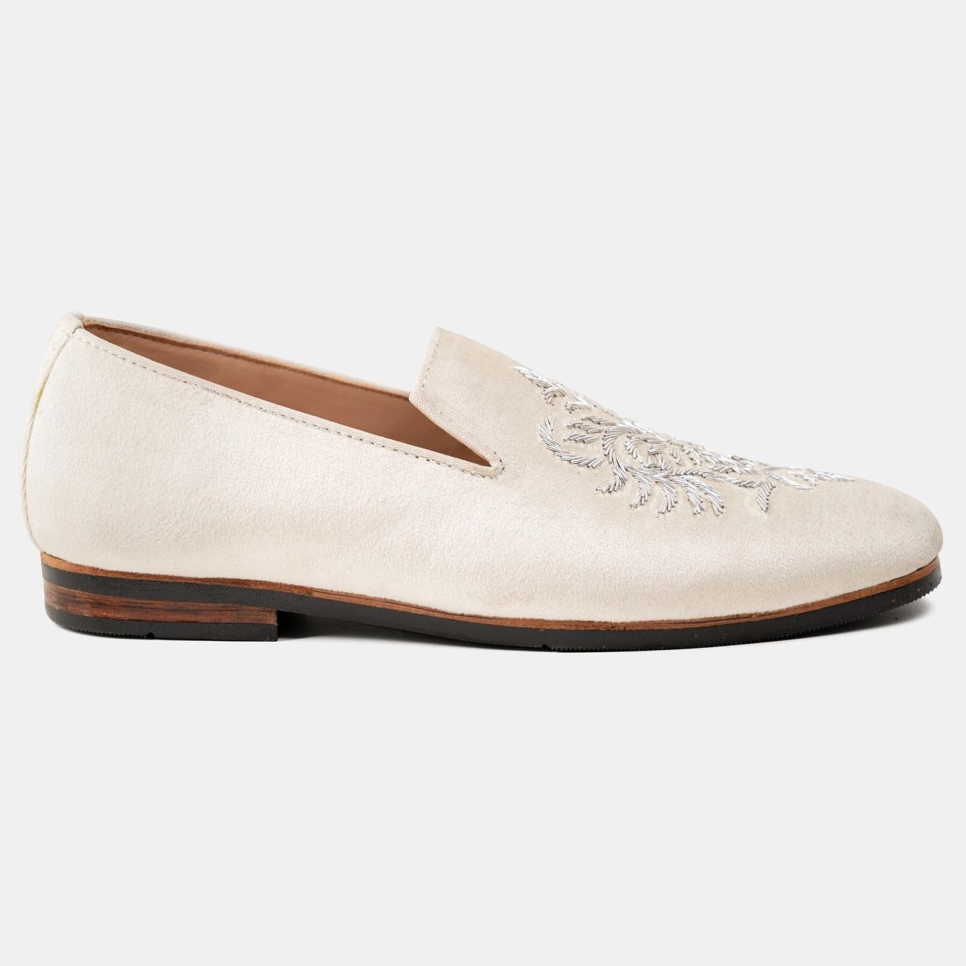 Z13 Damask Silver on Offwhite