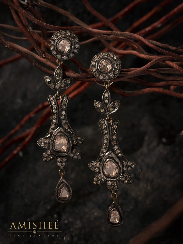 Image of Gold Drop Earrings with Polki