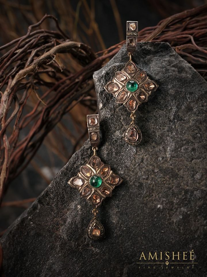 Image of Teardrop Earrings with Polki and Emerald