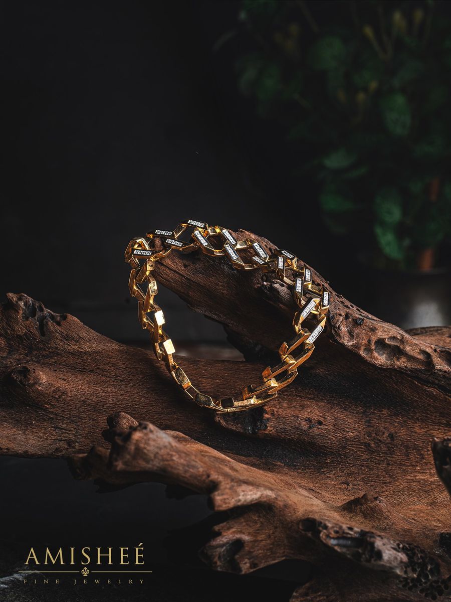 Image of Diamond and Gold Bracelet