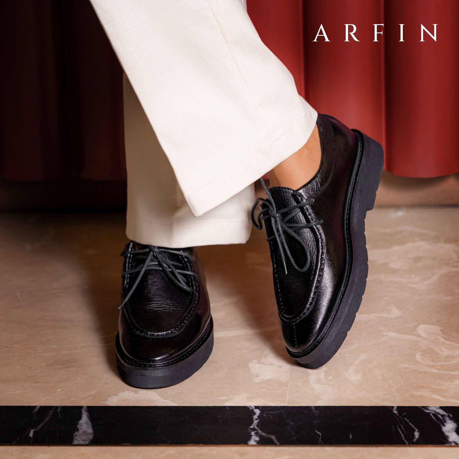 Light-weight High Sole Shoe Image