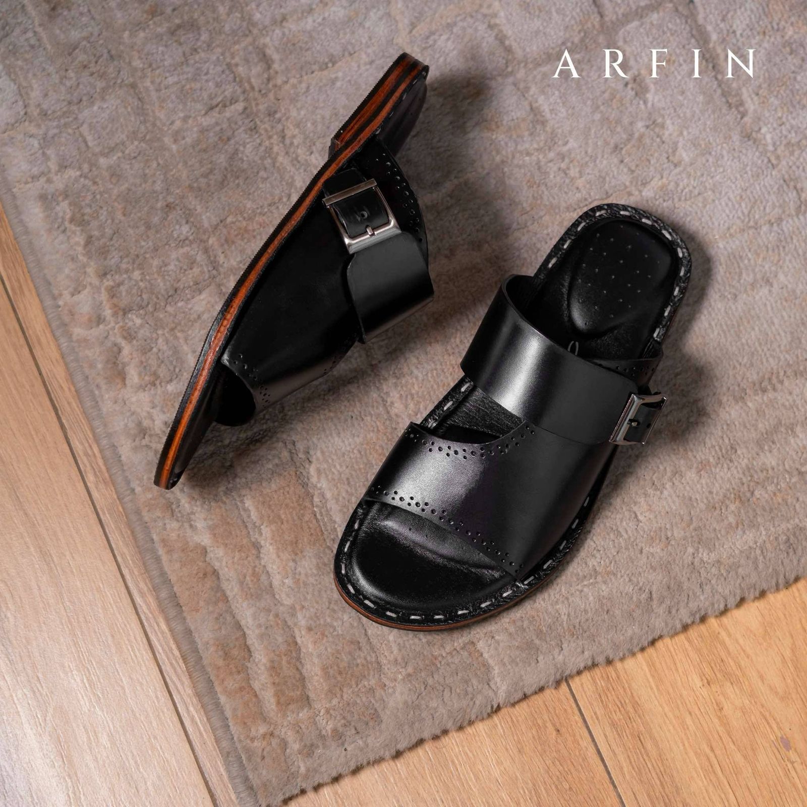 Handmade Black Single Buckle Sandal Image