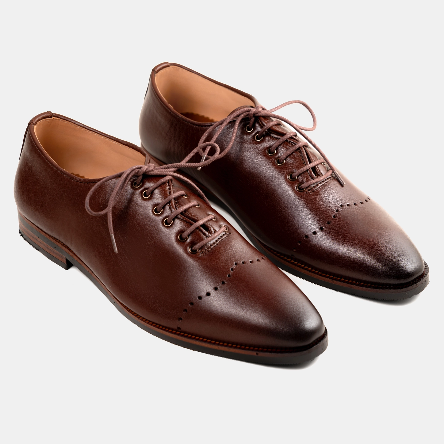 Wholecut punch Oxford Cocoa