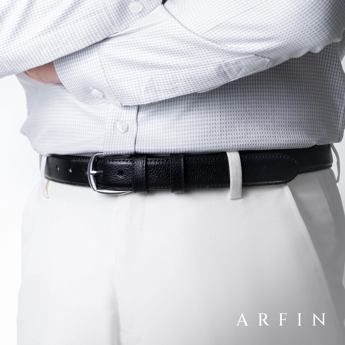 1.25" Grain Leather Belt with Silver Buckle Image