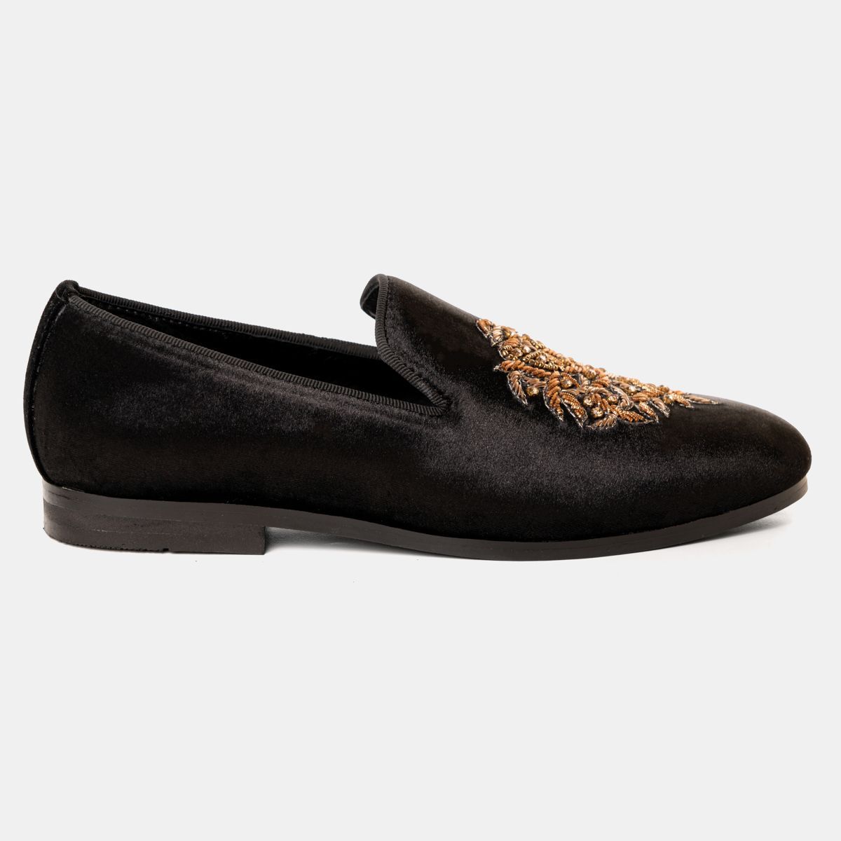 -Z31 VShape Zardosi Golden on Black