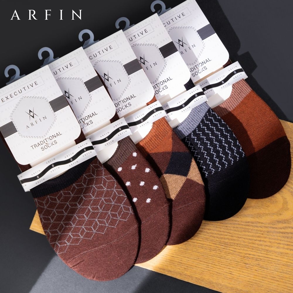 Cocoa Cubicle Shape Loafer Socks Image