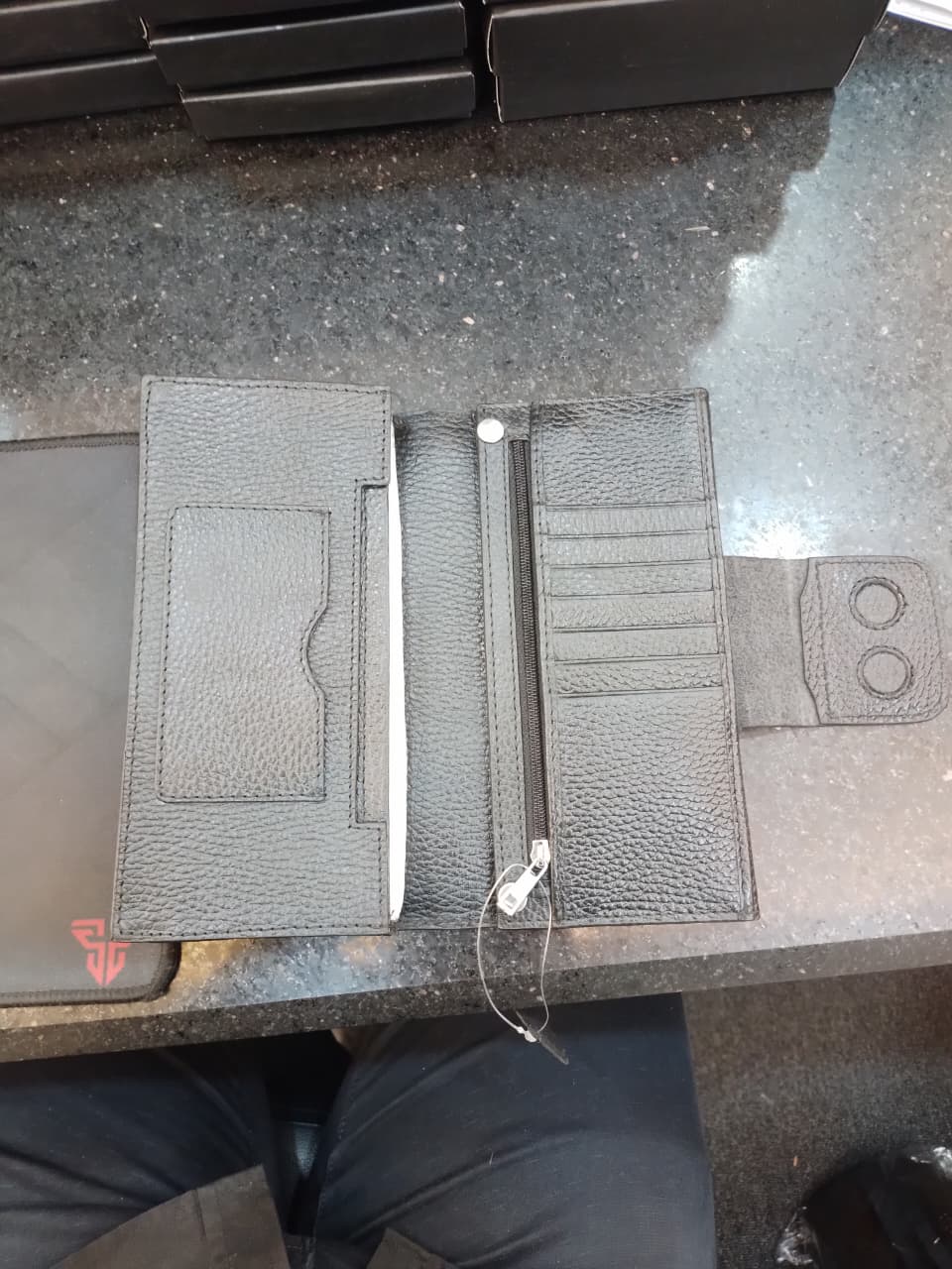 Multifunctional Magnet Long Wallet Black