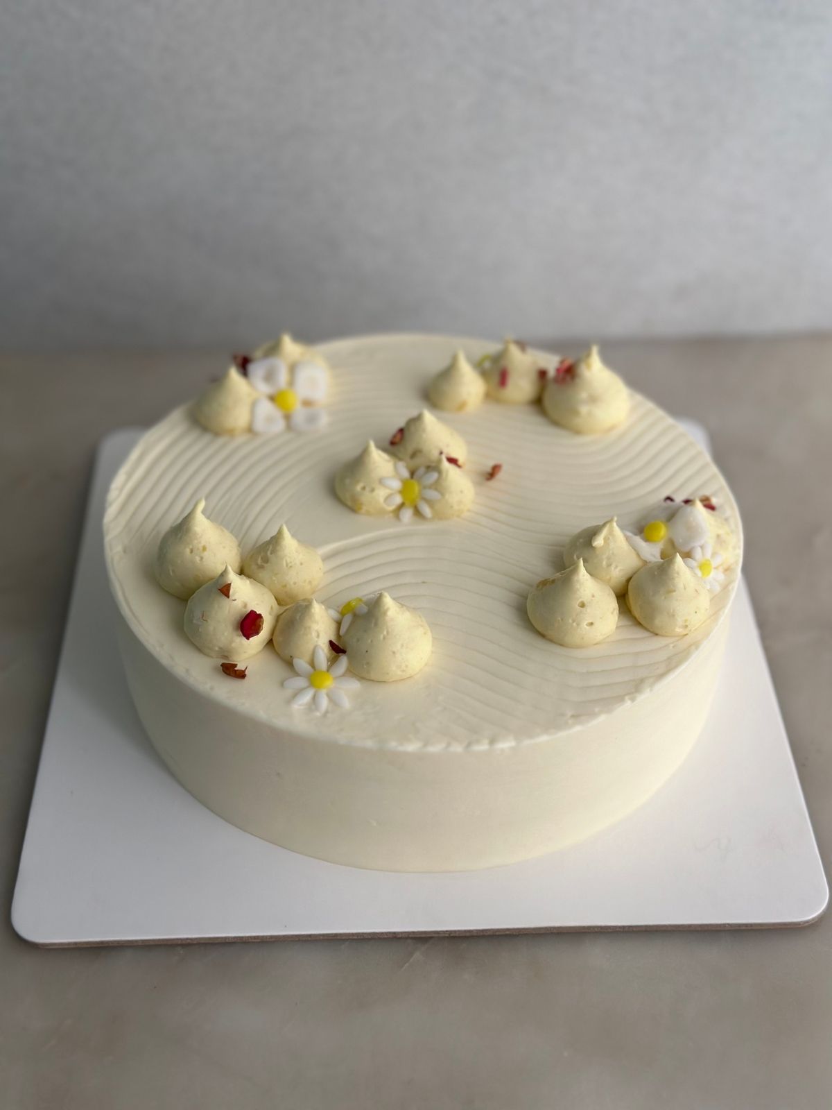 Passionfruit Mango Layer cake 