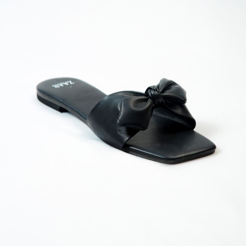 Viara in Black 