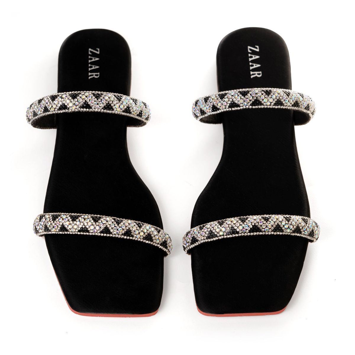 Zircon in Black