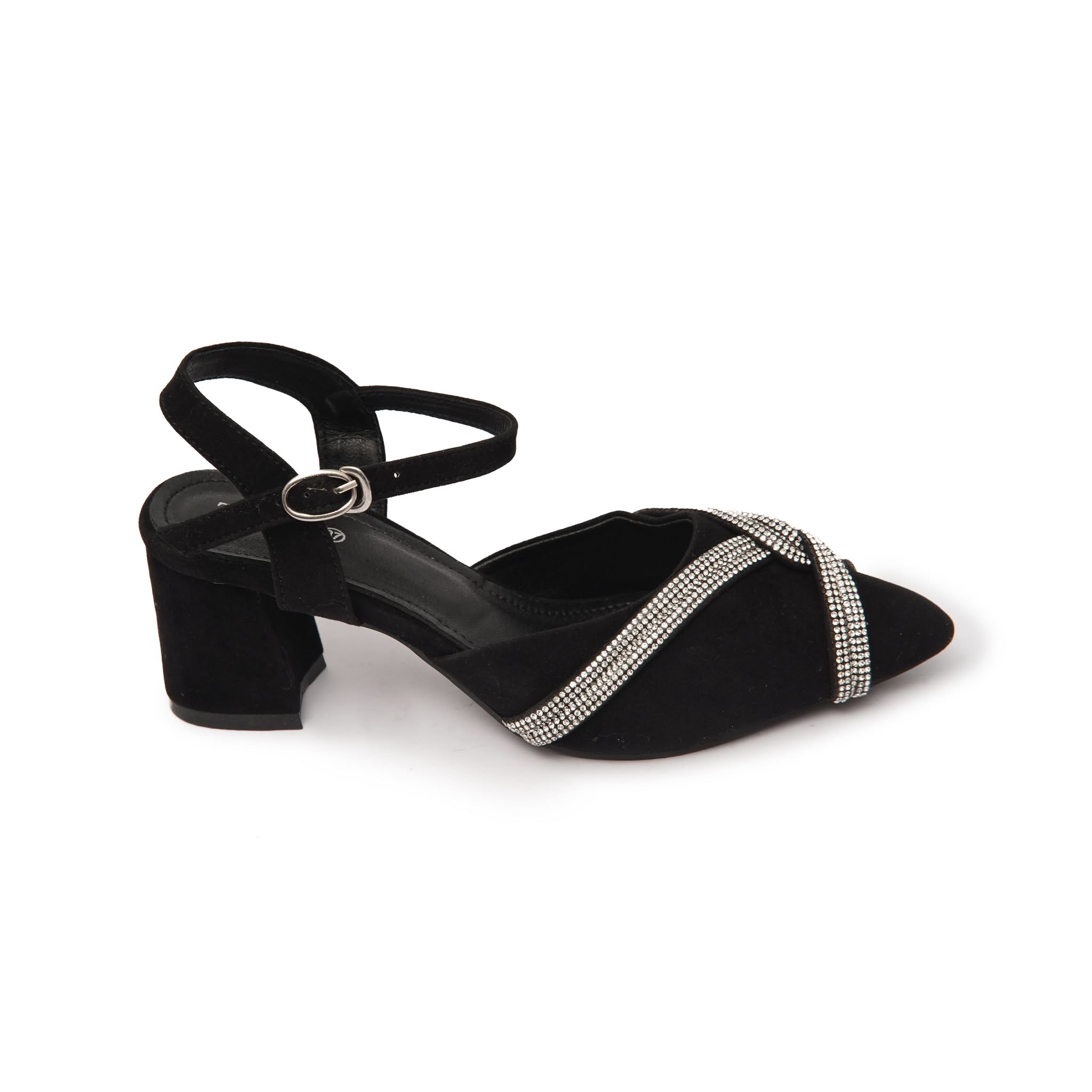 Ingenue in Black