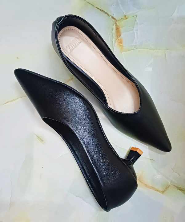 Nexa in Black